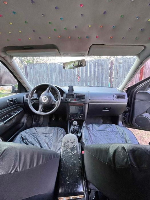 Mașină de vânzare golf 4