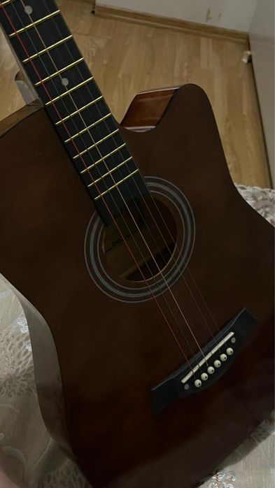 гитара в хорошем сост