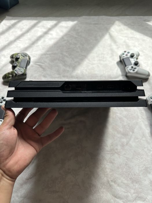 Playstation 4 pro 1 tb