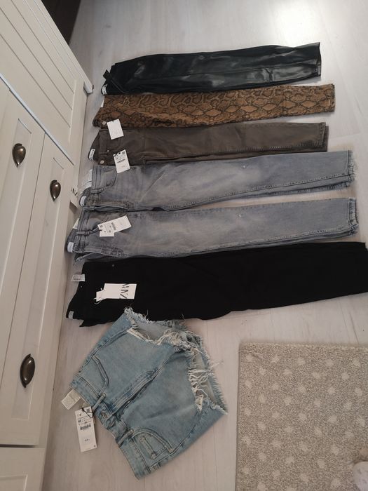 Дънки Зара размер  40 нови с етикет Zara