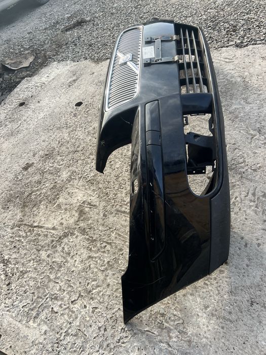 Бампер передний Volvo S40II/V50