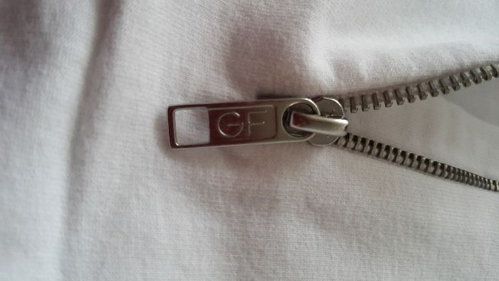 Нови с етикет за 5г. - Nike, Benetton, Ferre