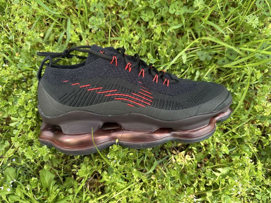 Отново Air Max Scorpion Flyknit "Triple Black"