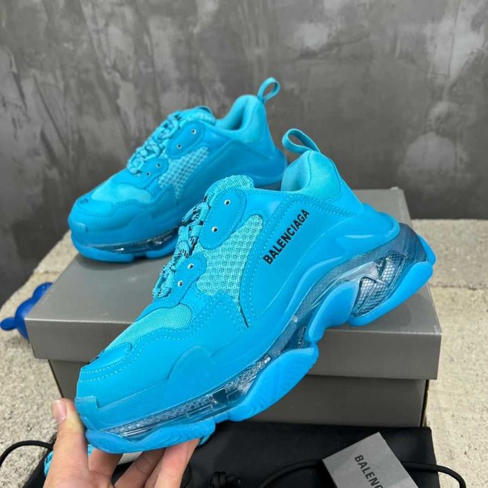 Balenciaga Triple S