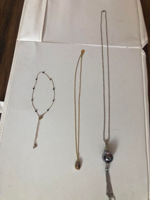 Колиета и гривна за крак