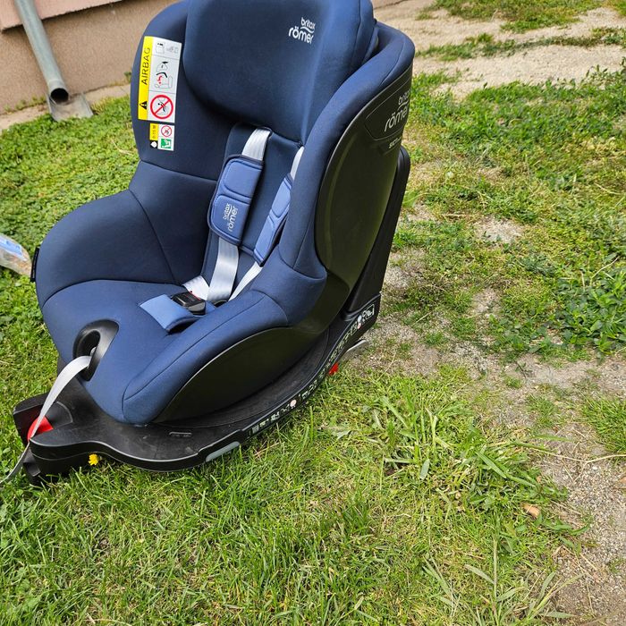 Vând scaun Britax Romer Dualfix M i-Size