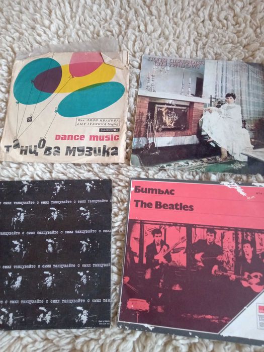 Стари грамофонни плочи