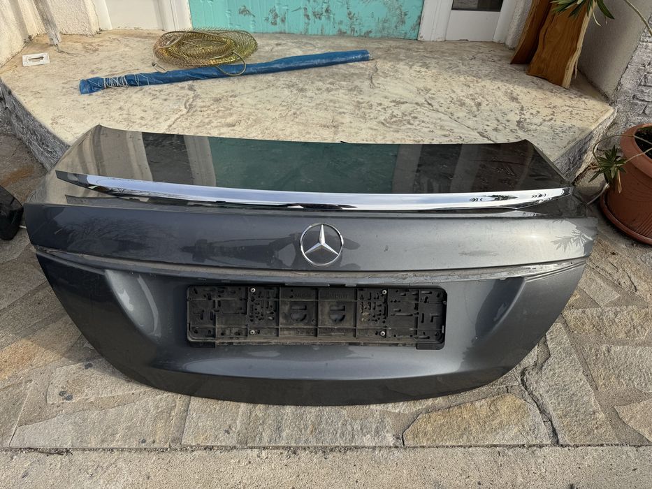 Mercedes W213 предна броня , задна броня , фарове  ,стопове , багажник