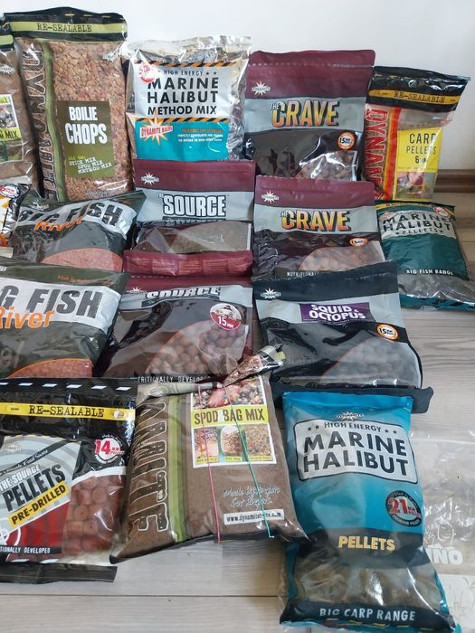 Vand pachet Dynamite Baits momeli  premium