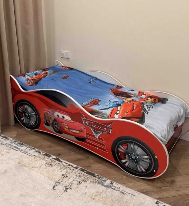 Продам кровать детскую