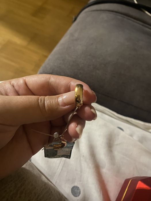 Новые золотые серьги! Срочно!