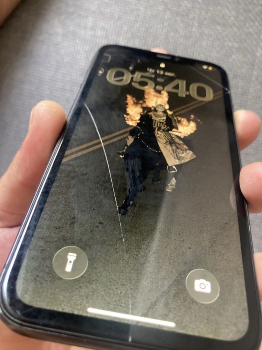 Продам Айфон 11 Iphone 11