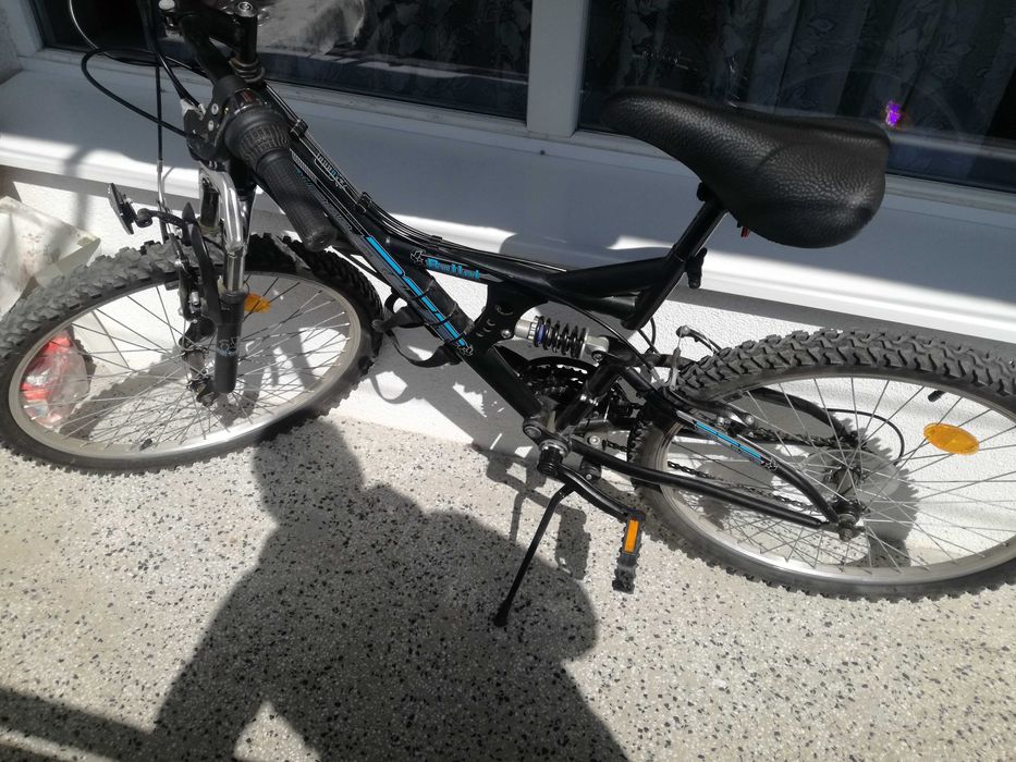 Продавам колело 24"-инча,18 скорости,черно-REACTOR BULLET,Балканвело