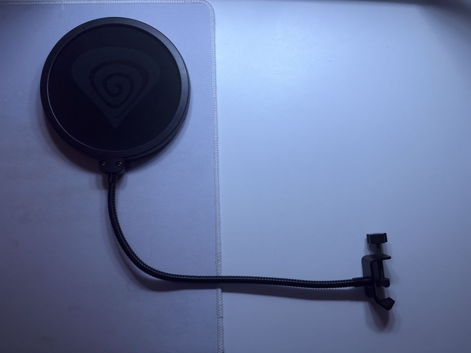 Pop filter pentru microfon de streaming / gaming