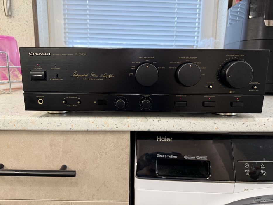 Pioneer A-550 Стерео усилвател