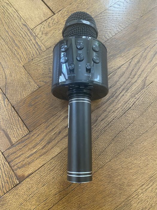 Безжичен Караоке микрофон