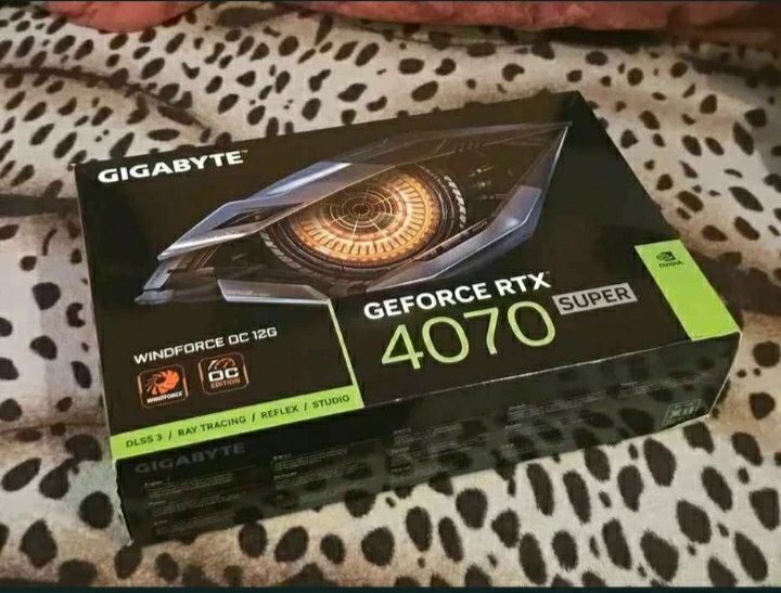 Placa Video nVidia Gigabyte 4070 Super Windforce OC