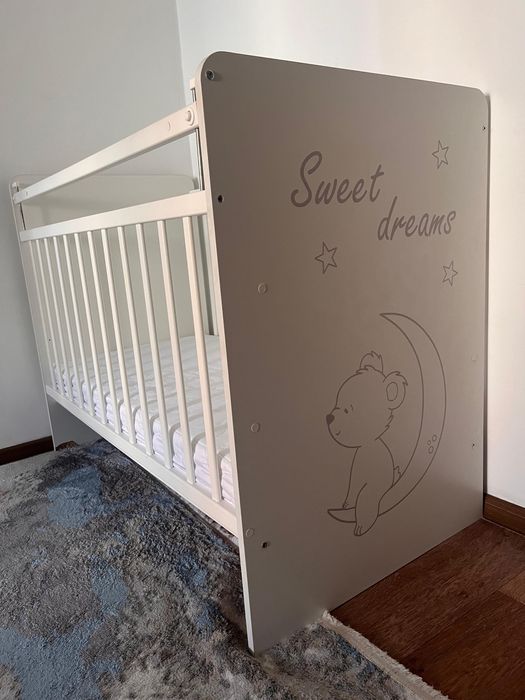 Детская кроватка