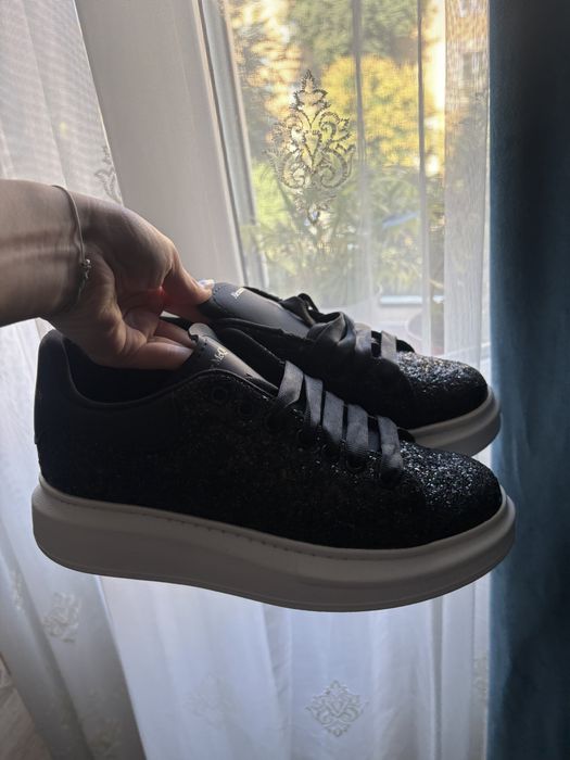 Adidasi Alexander McQueen