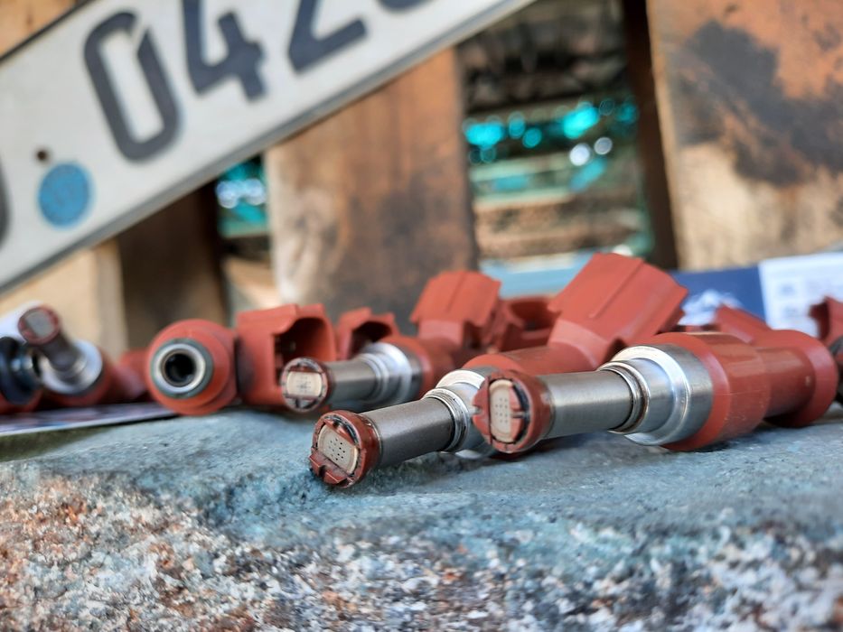Топливные форсунки 2GR-FE (3.5)