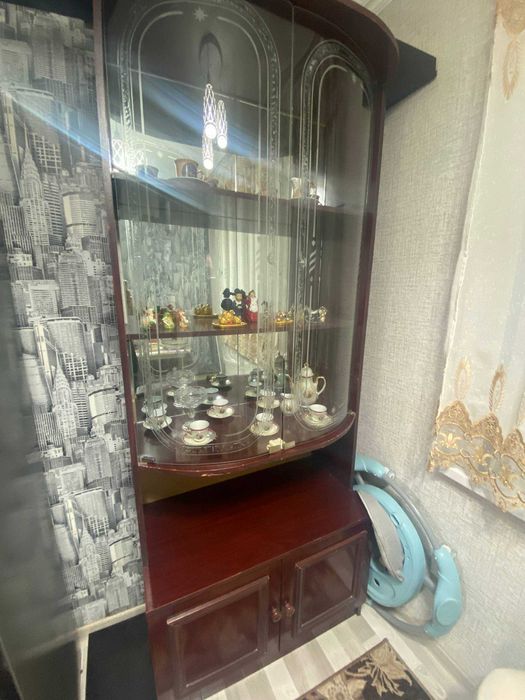 мебель для комнат или гостиной