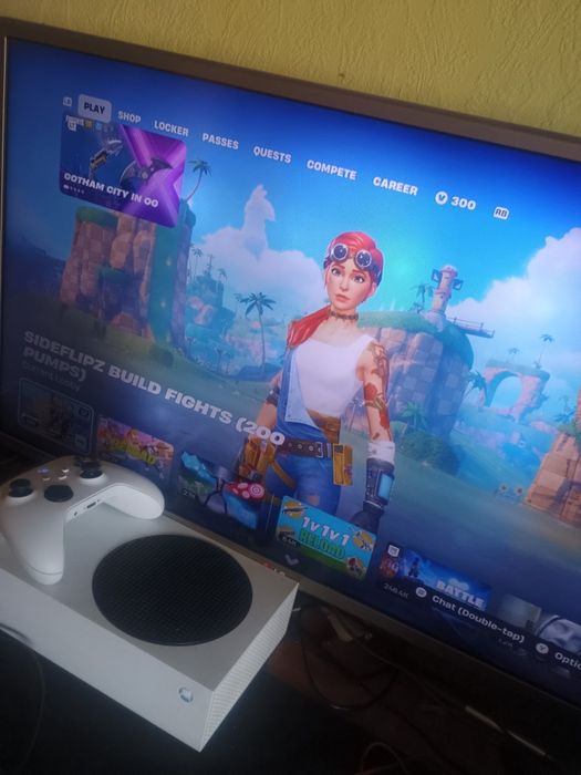 Xbox series s в перфектно състояние