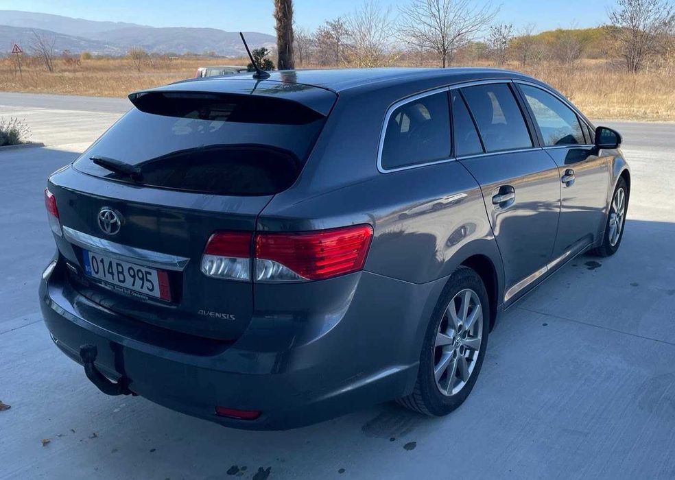 Toyota "Avensis'' 2.2 D4D