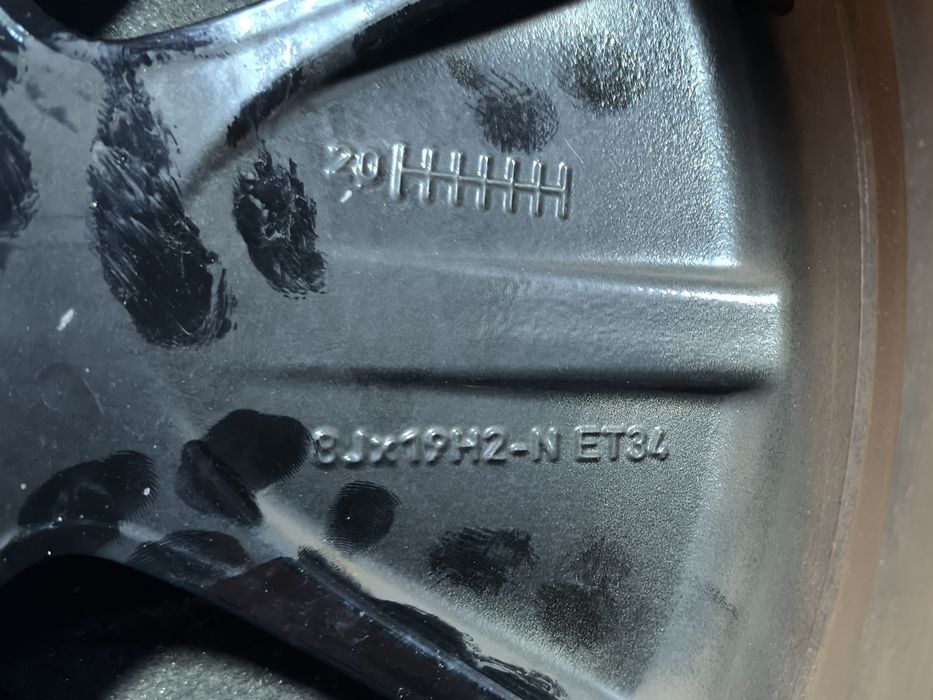 19 цола джанти Спорт пакет от Mercedes EQC W293