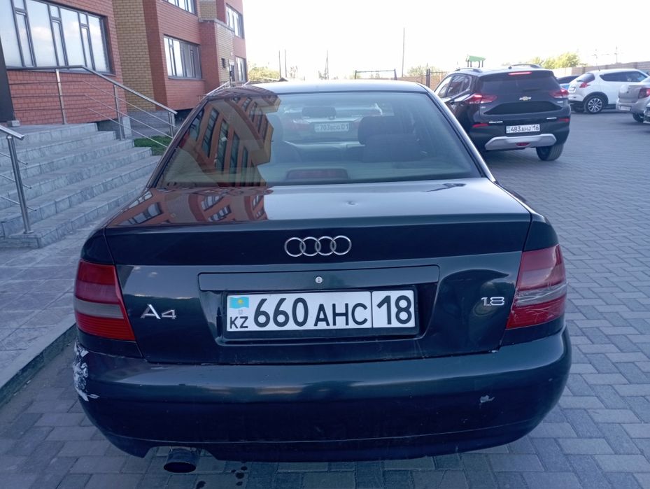 Продам автомобиль Ауди А4.Б5