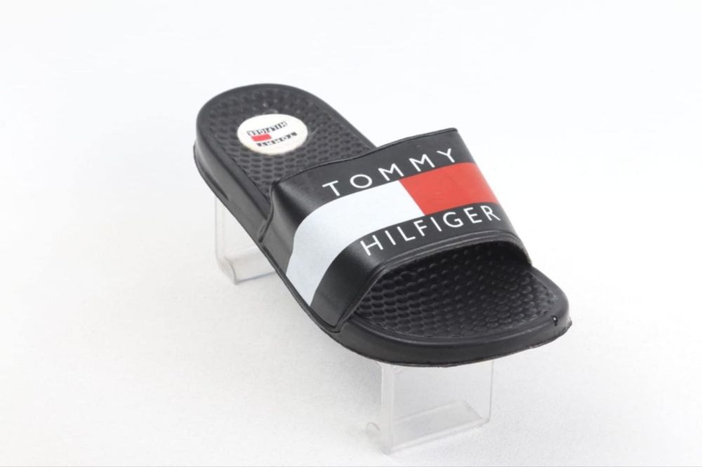 Slapi bărbați superbi