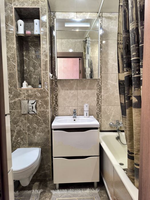 Продам 1 ком квартиру!