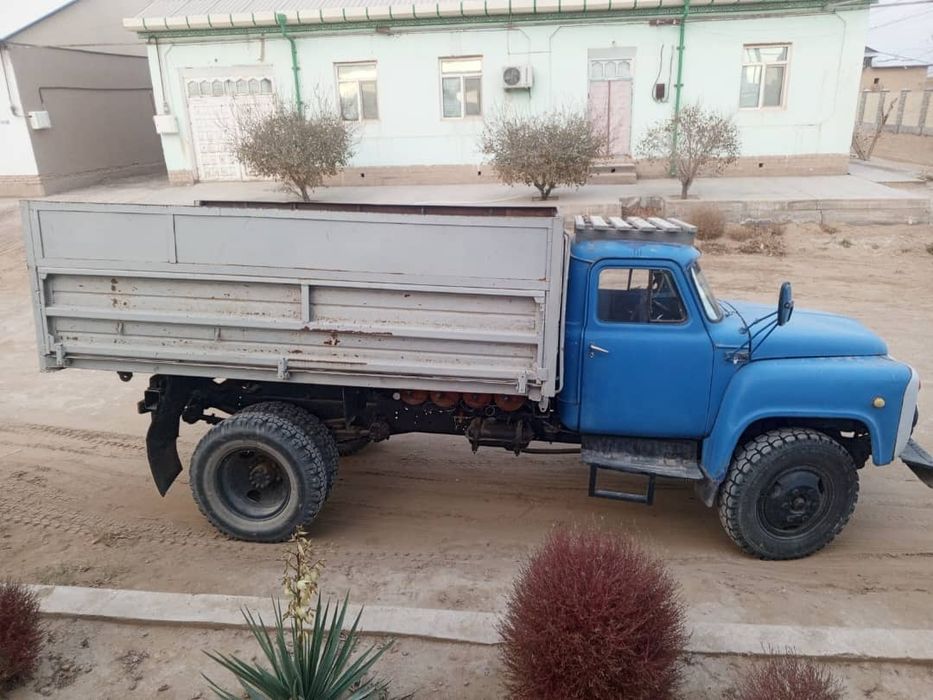 Газ 53 сотилади-.