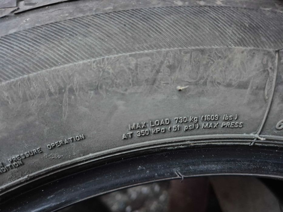 4 anvelope Bridgestone 225/55/17 vară