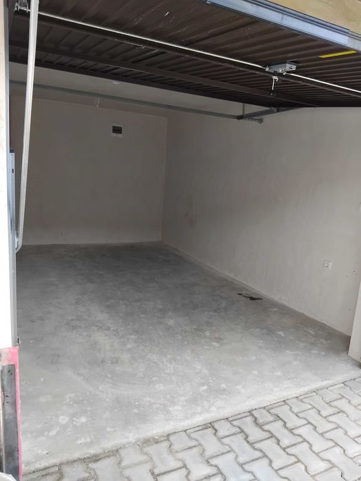 Дава се под наем Гараж / Паркомясто в Ивайловград - 19 кв.м за 102 € - Снимка #3