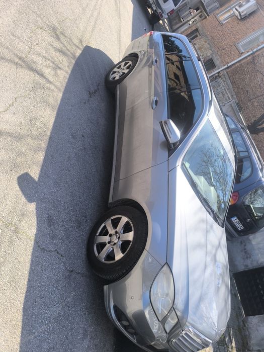 Продавам mercedes E220 2010 с възможен бартер