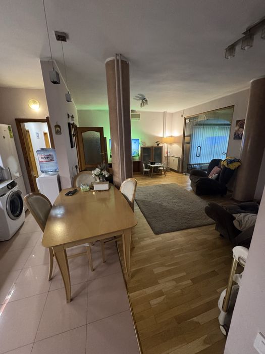 Дава се под наем Двустаен апартамент в Пловдив, Старият град - 150 кв.м за 714 € - Снимка #3