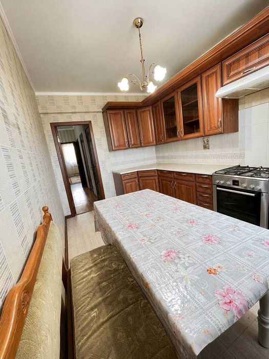 продам 3х комн квартиру на Кунаева