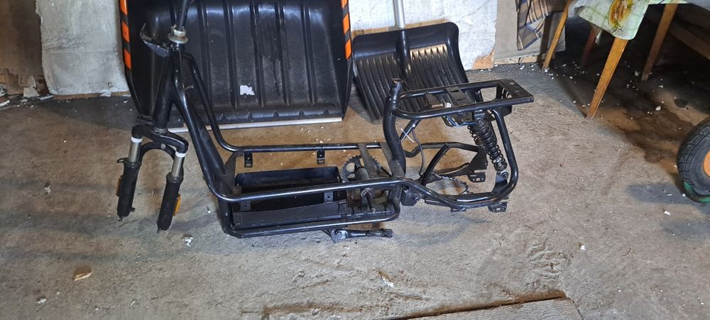 Запчасти на электро мопед