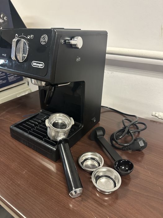 OCAZIE Espressor cafea DELONGHI