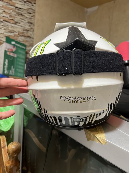 Кросова каска с очила