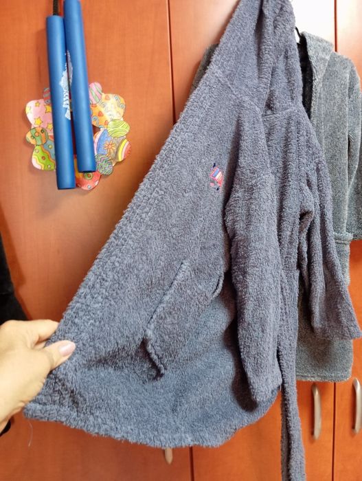 Halat baie cu glugă.