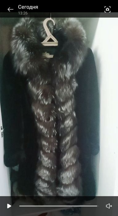 Шуба очень тёплая и красивая