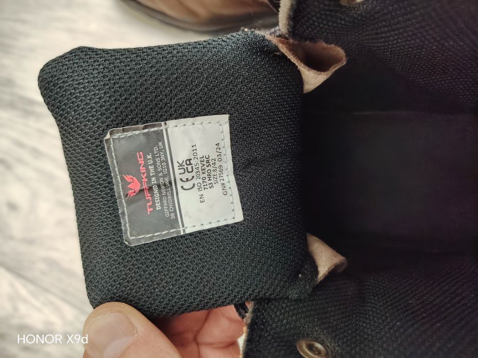 Зимняя куртка Borkit