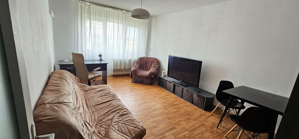Închiriez apartament zona centrala,Bd Independentii