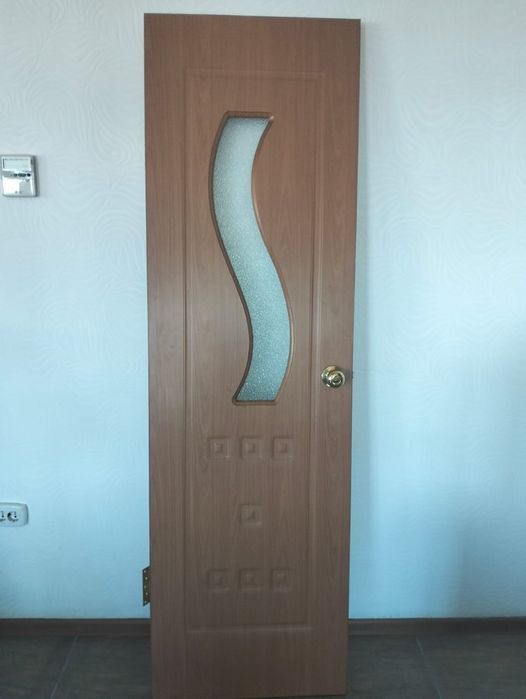 Продам деревянные двери, межкомнатные