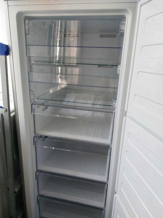 Морозильник BEKO!