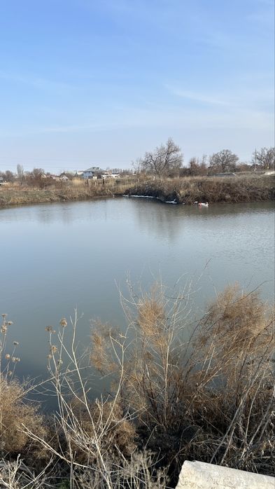 Продам землю 2,5 гектара