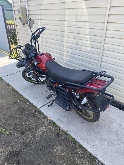 Продам мотоцикл 200 кубов