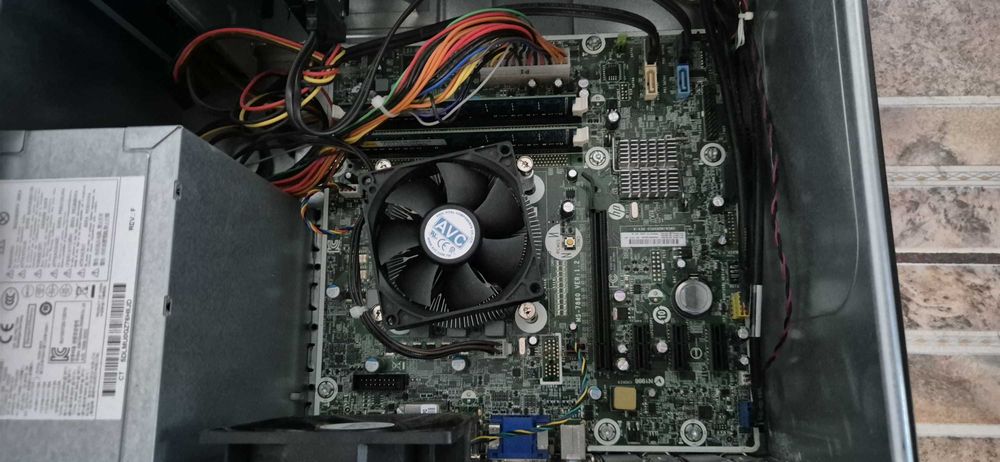 Unitate PC  HP PRO DESK 400 G1 MT i5 4570 500Gb 8gb ddr3 1600 MHz