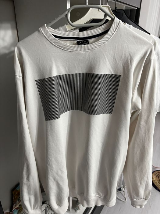 Продавам 6 тениски и 1 блуза и една риза